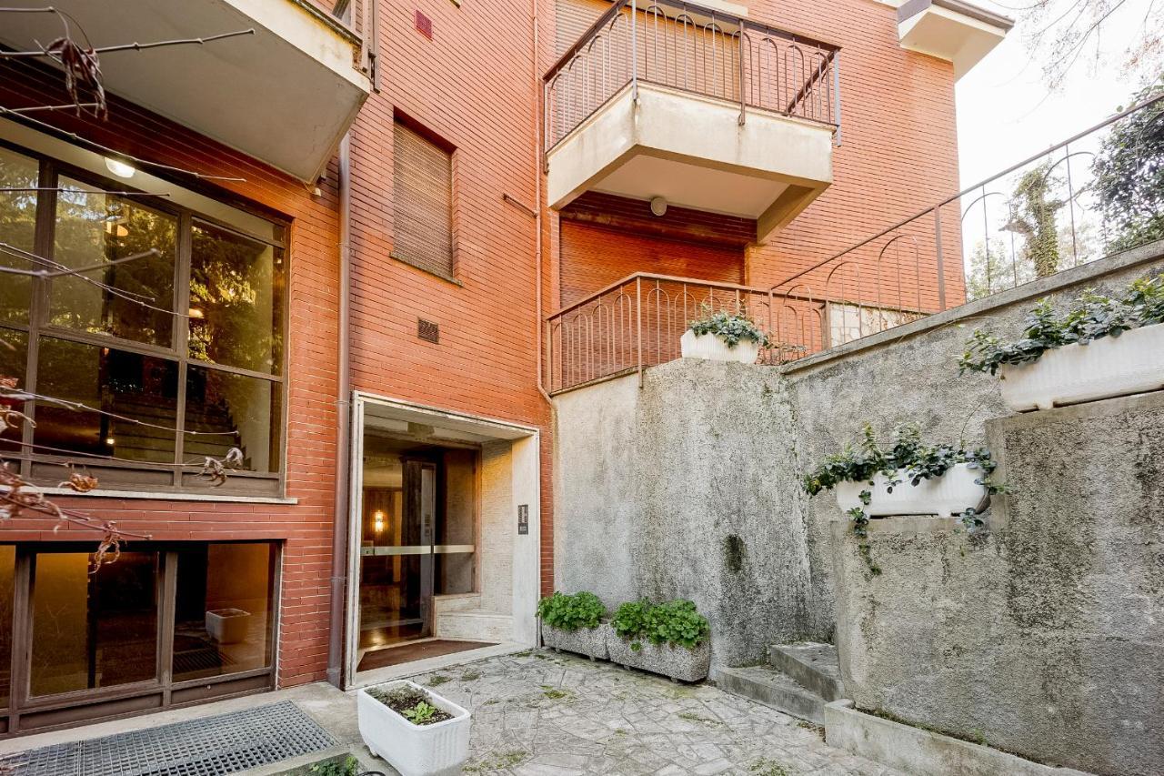 Ferienwohnung Portosole Attic - With Terrace And Private Parking Sanremo Exterior foto