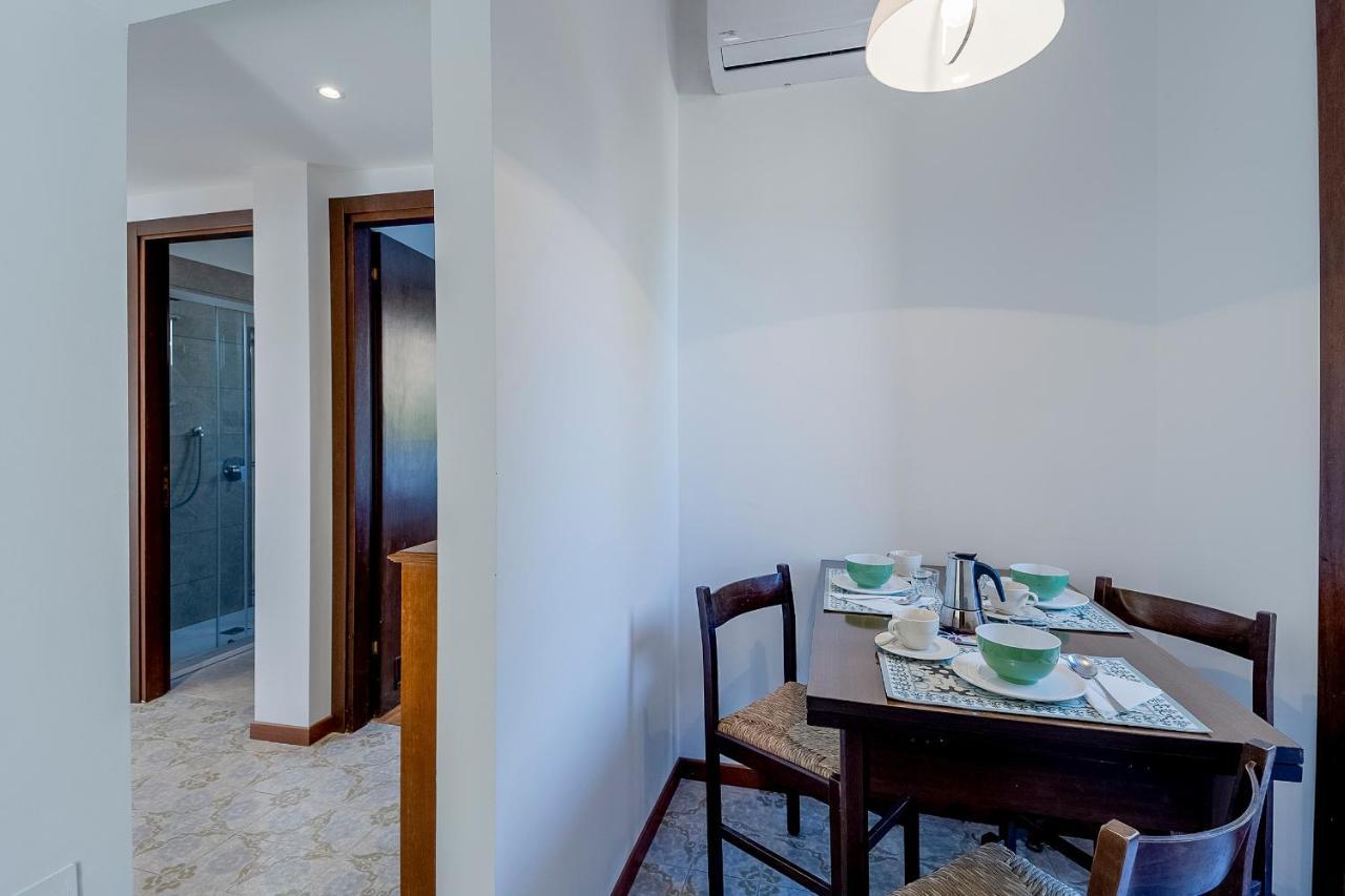 Ferienwohnung Portosole Attic - With Terrace And Private Parking Sanremo Exterior foto