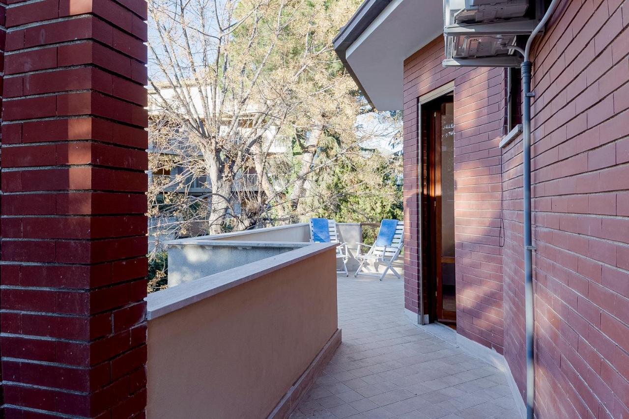 Ferienwohnung Portosole Attic - With Terrace And Private Parking Sanremo Exterior foto